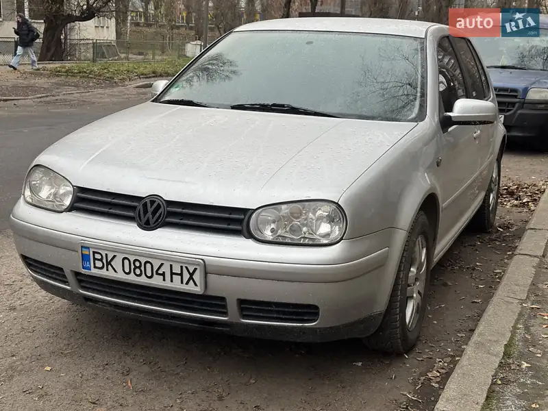 Volkswagen Golf