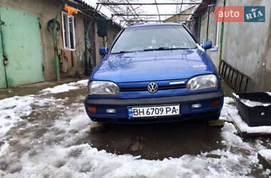 Универсал Volkswagen Golf 1995 в Подольске