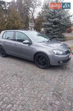 Хэтчбек Volkswagen Golf 2008 в Луцке