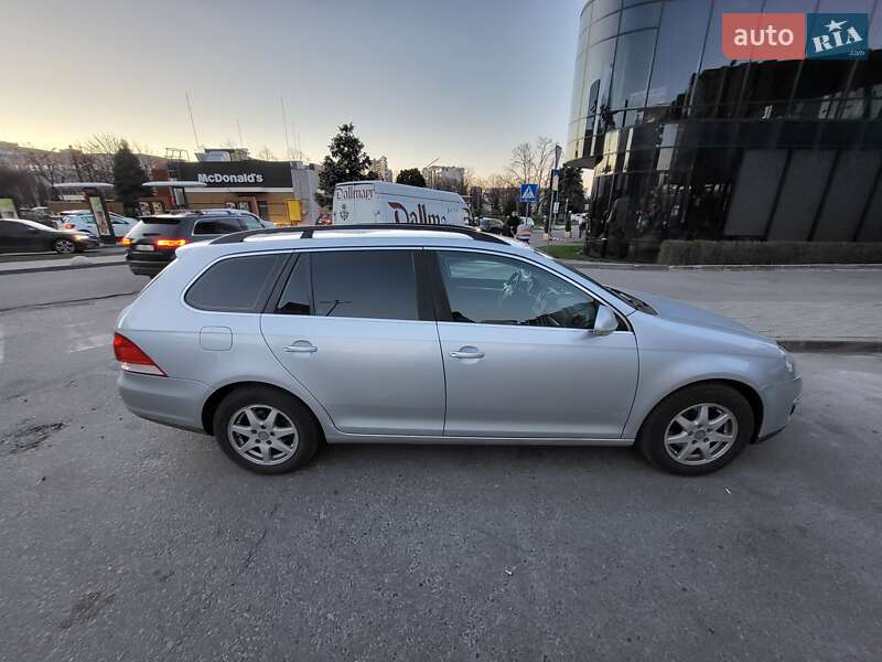 Універсал Volkswagen Golf 2008 в Львові
