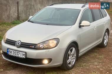 Універсал Volkswagen Golf 2009 в Львові