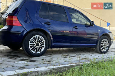 Хетчбек Volkswagen Golf 2000 в Дрогобичі