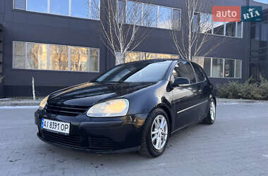 Хетчбек Volkswagen Golf 2005 в Житомирі