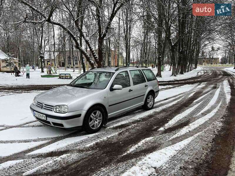 Універсал Volkswagen Golf 2002 в Копилові