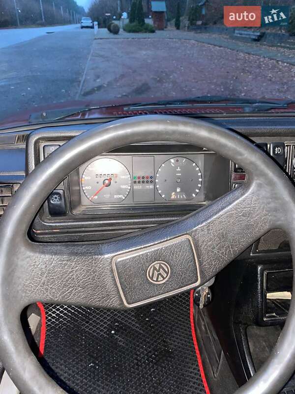 Хэтчбек Volkswagen Golf 1988 в Яворове