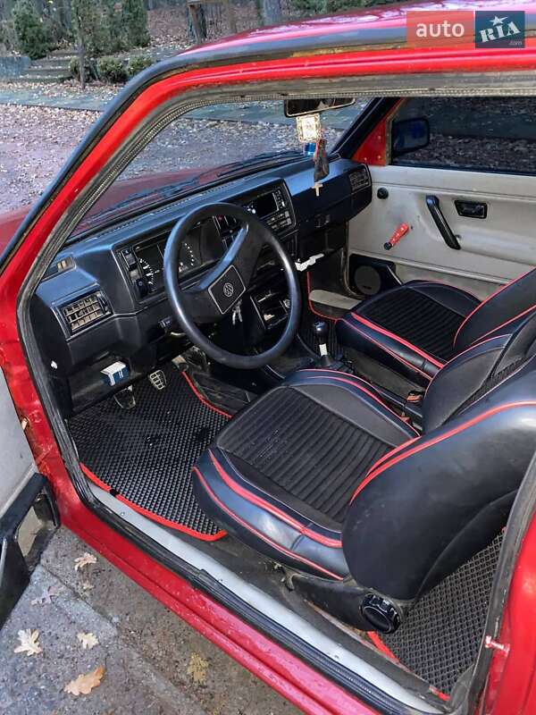 Хэтчбек Volkswagen Golf 1988 в Яворове
