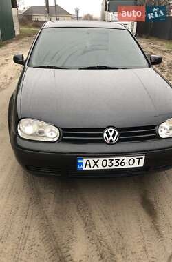 Хэтчбек Volkswagen Golf 2000 в Змиеве