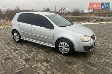 Хетчбек Volkswagen Golf 2008 в Яворові