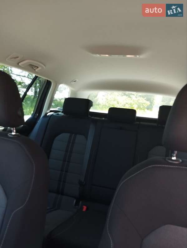 Універсал Volkswagen Golf 2015 в Бучі