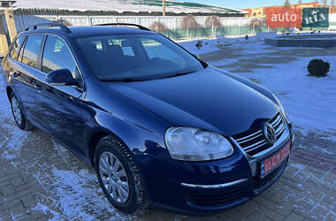 Універсал Volkswagen Golf 2008 в Дунаївцях