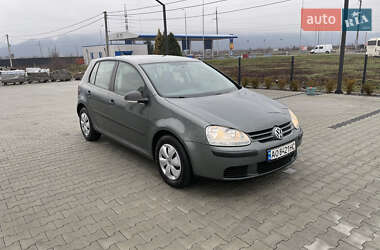 Хетчбек Volkswagen Golf 2008 в Хусті