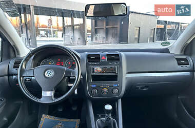 Хетчбек Volkswagen Golf 2007 в Вінниці