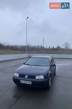 Хетчбек Volkswagen Golf 1998 в Мукачевому