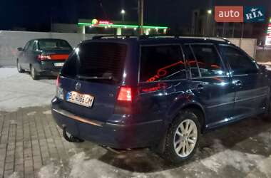 Универсал Volkswagen Golf 2001 в Пустомытах