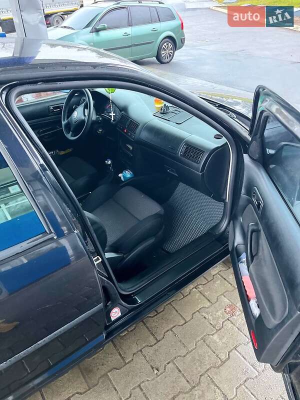 Хэтчбек Volkswagen Golf 2000 в Дубно фото 8 Хэтчбек Volkswagen Golf 2000 в Дубно