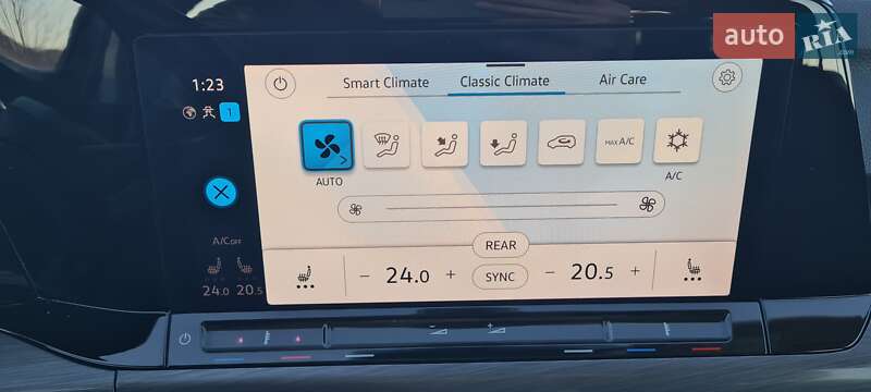 Универсал Volkswagen Golf 2021 в Киеве