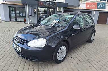 Хетчбек Volkswagen Golf 2005 в Івано-Франківську