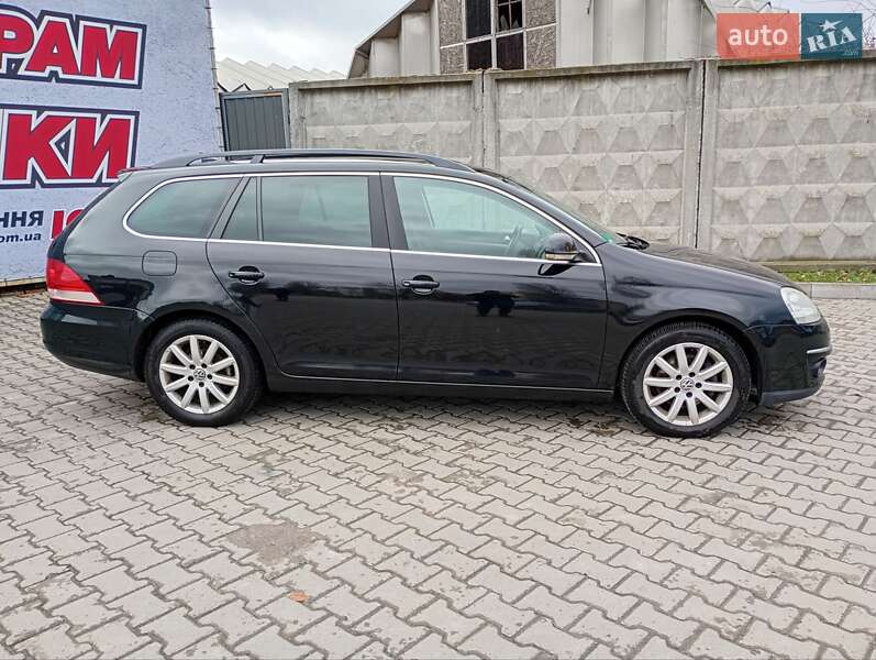 Универсал Volkswagen Golf 2007 в Новой Ушице