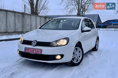 Хэтчбек Volkswagen Golf 2009 в Житомире