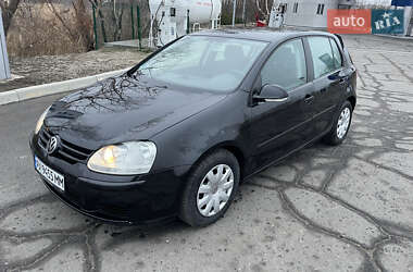 Хэтчбек Volkswagen Golf 2004 в Харькове