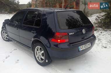 Хетчбек Volkswagen Golf 2000 в Зміїві