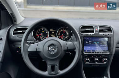 Хетчбек Volkswagen Golf 2009 в Луцьку