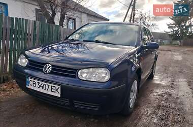 Хетчбек Volkswagen Golf 1999 в Варві