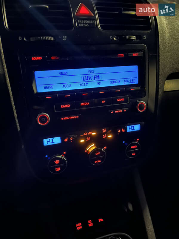 Универсал Volkswagen Golf 2009 в 