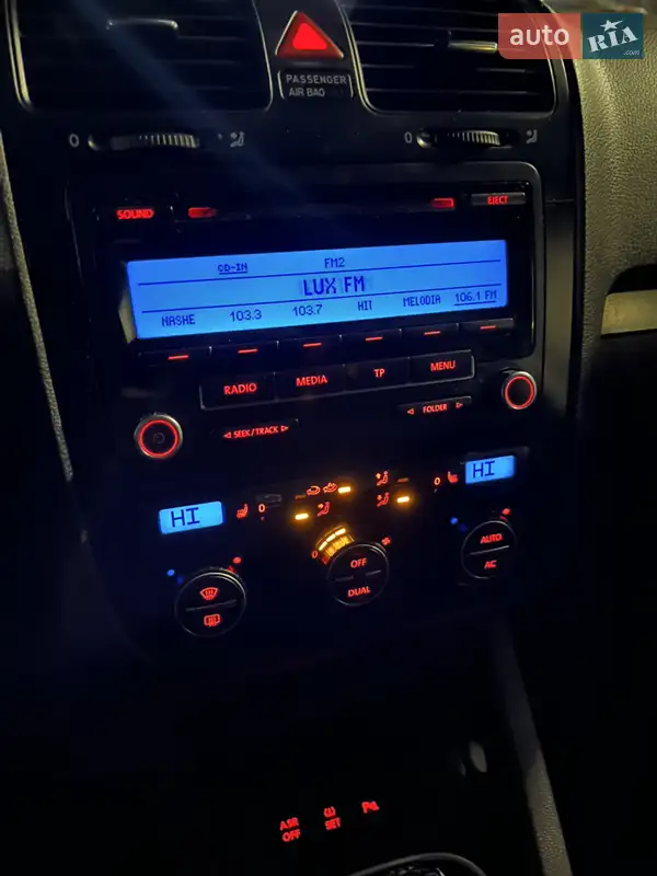 Универсал Volkswagen Golf 2009 в 