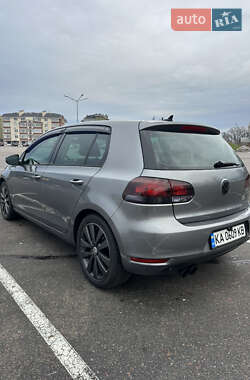 Хэтчбек Volkswagen Golf 2012 в Киеве