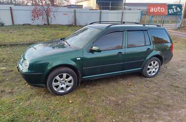 Універсал Volkswagen Golf 2001 в Рівному