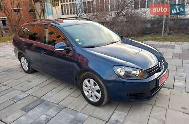 Універсал Volkswagen Golf 2011 в Надвірній