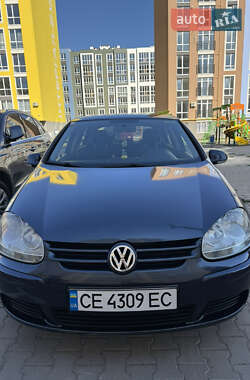 Хетчбек Volkswagen Golf 2008 в Чернівцях