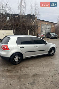 Хетчбек Volkswagen Golf 2005 в Вінниці