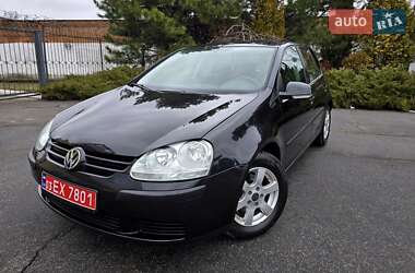 Хэтчбек Volkswagen Golf 2005 в Полтаве