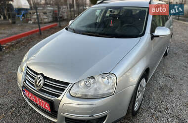 Універсал Volkswagen Golf 2009 в Вінниці