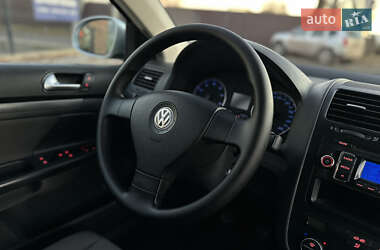 Універсал Volkswagen Golf 2009 в Вінниці