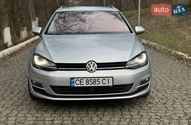 Універсал Volkswagen Golf 2014 в Чернівцях