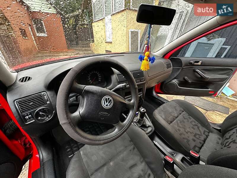 Хетчбек Volkswagen Golf 1999 в Харкові