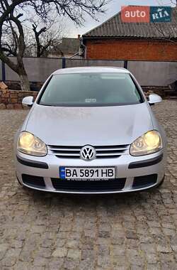 Хетчбек Volkswagen Golf 2005 в Первомайську