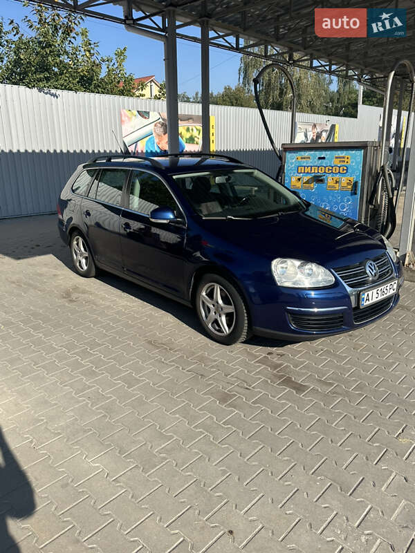 Универсал Volkswagen Golf 2009 в Броварах