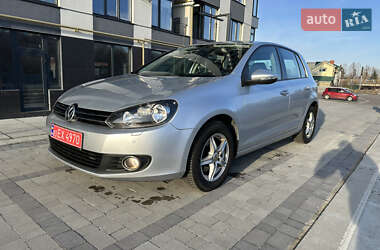 Хетчбек Volkswagen Golf 2009 в Луцьку