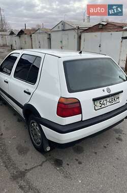 Хэтчбек Volkswagen Golf 1998 в Киеве