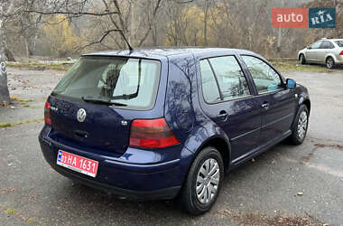 Хетчбек Volkswagen Golf 2001 в Полтаві