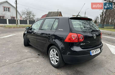 Хетчбек Volkswagen Golf 2006 в Вінниці