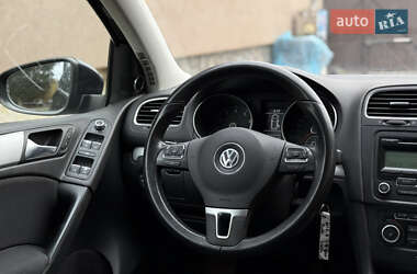 Хетчбек Volkswagen Golf 2011 в Мукачевому