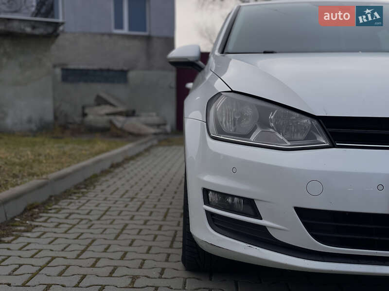 Универсал Volkswagen Golf 2016 в Львове