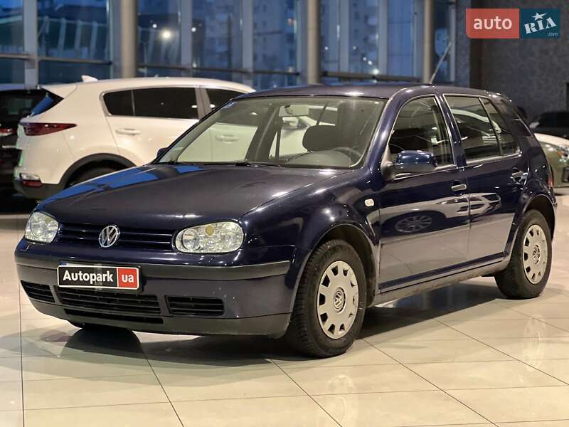 Хетчбек Volkswagen Golf 2000 в Одесі