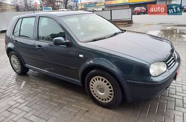 Хетчбек Volkswagen Golf 2002 в Кам'янець-Подільському