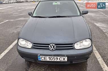 Хетчбек Volkswagen Golf 2000 в Чернівцях